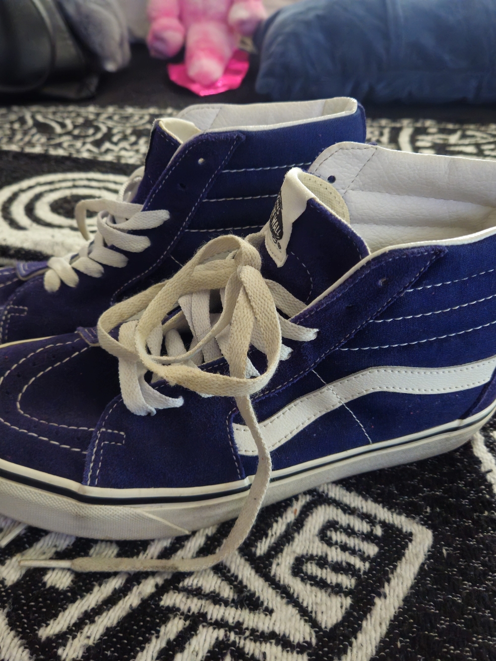 Men's 7 Vans Sk8-Hi Suede High Top Sneakers in Navy & White
